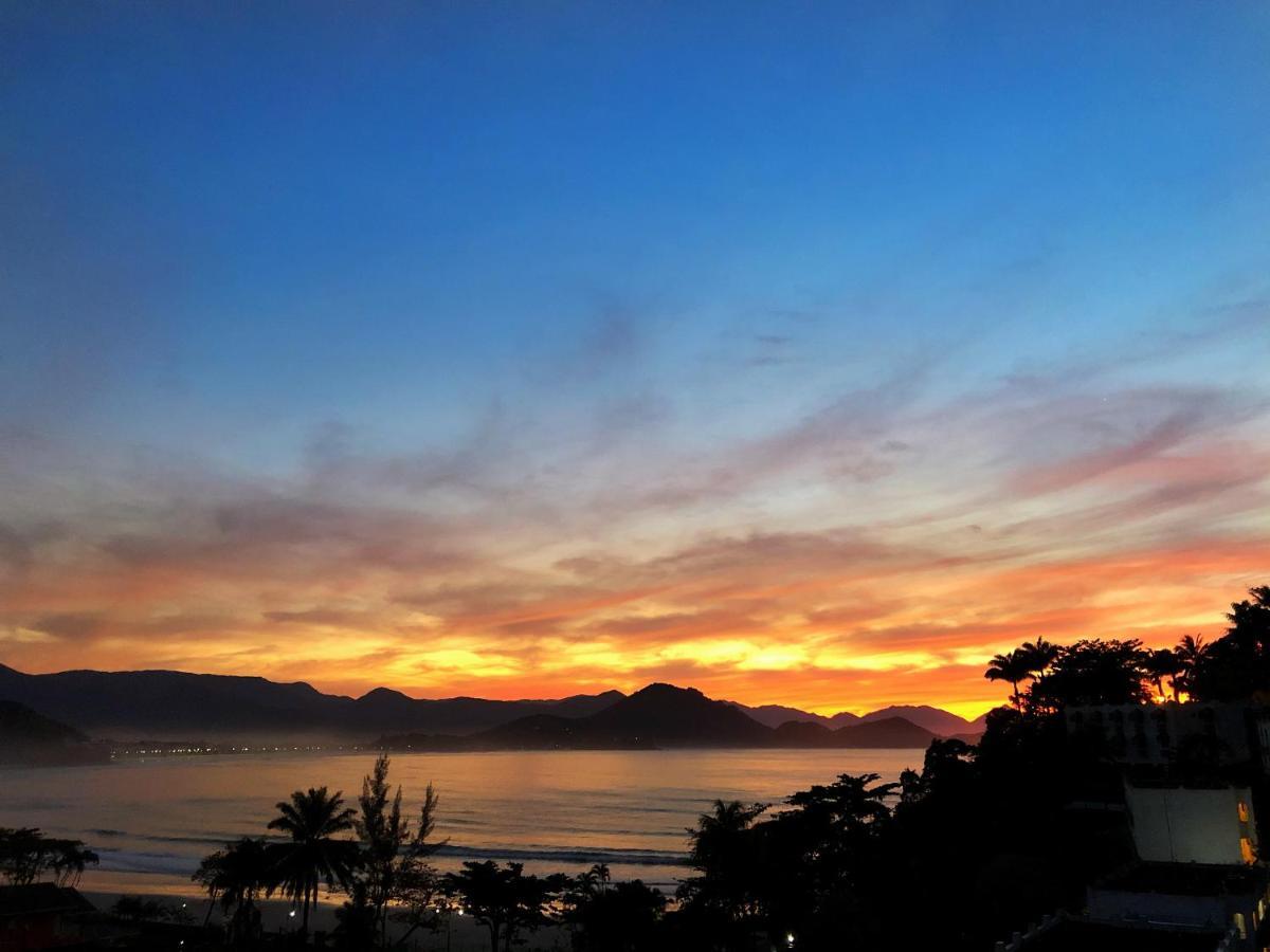 Vista O Mar E Pe Na Areia - Toninhas Apartamento *
